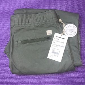 Vuoir ripstop wide leg capri (olive green)